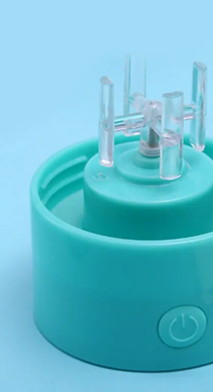 Convenient juicing mixing cup